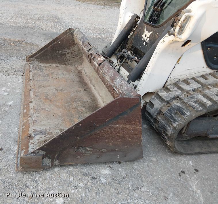 image for item DJ7871 2021 Bobcat T76 tracked skid steer loader