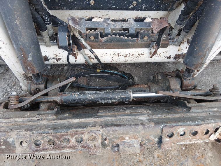 image for item DJ7871 2021 Bobcat T76 tracked skid steer loader