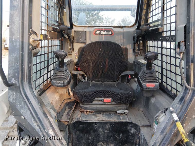 image for item DJ7871 2021 Bobcat T76 tracked skid steer loader