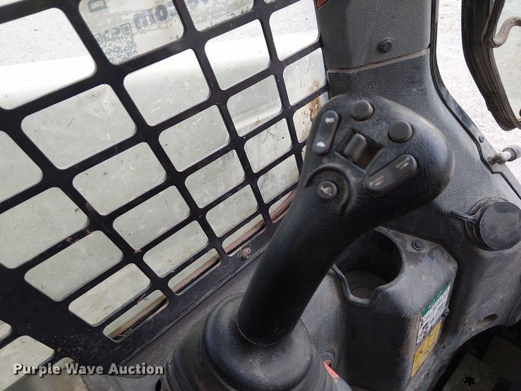 image for item DJ7871 2021 Bobcat T76 tracked skid steer loader