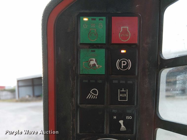 image for item DJ7871 2021 Bobcat T76 tracked skid steer loader