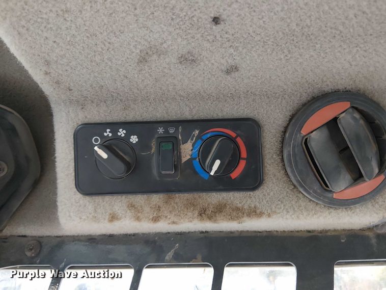 image for item DJ7871 2021 Bobcat T76 tracked skid steer loader