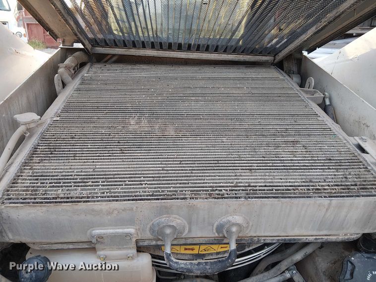 image for item DJ7871 2021 Bobcat T76 tracked skid steer loader