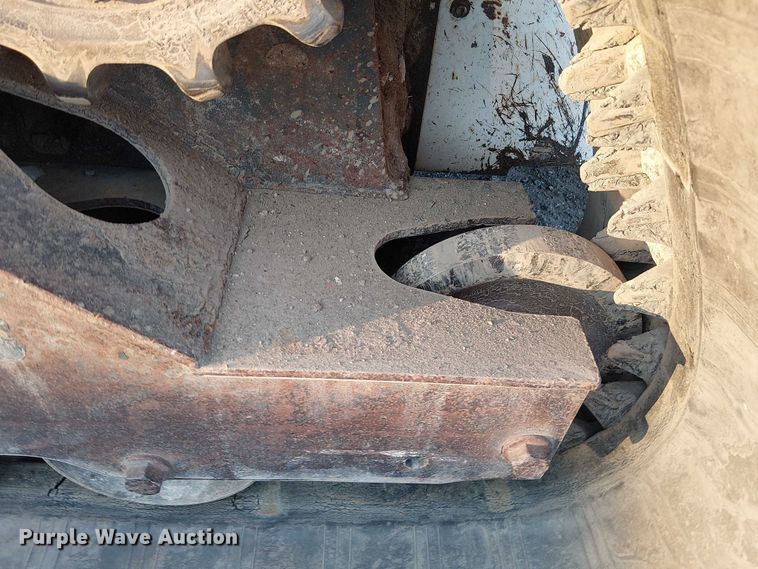 image for item DJ7871 2021 Bobcat T76 tracked skid steer loader