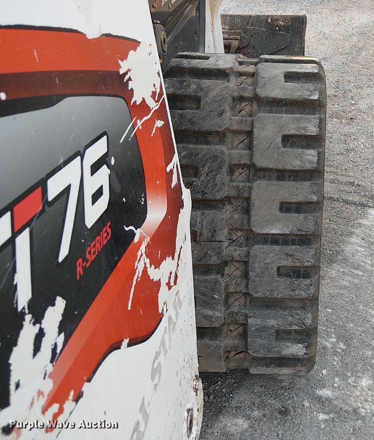 image for item DJ7871 2021 Bobcat T76 tracked skid steer loader
