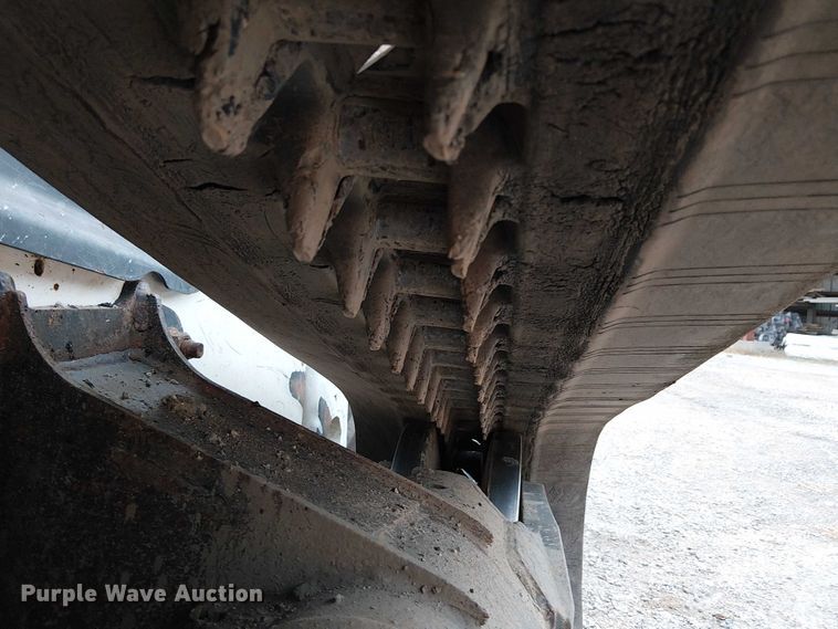 image for item DJ7871 2021 Bobcat T76 tracked skid steer loader