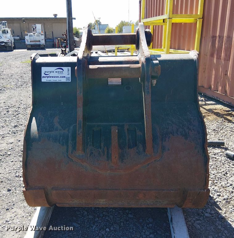 image for item DJ7881 Sany 48 HD excavator bucket