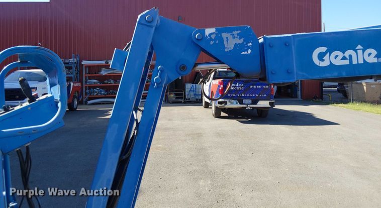 image for item DJ7892 1999 Genie Z-30/20N boom lift