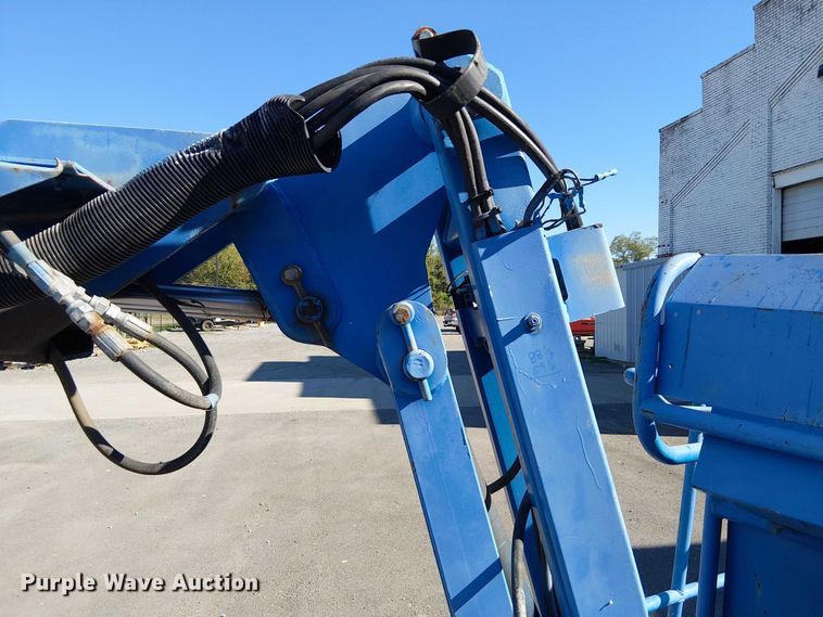 image for item DJ7892 1999 Genie Z-30/20N boom lift