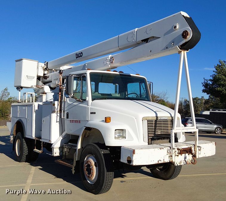 image for item DJ7893 1998 Freightliner FL80 bucket truck
