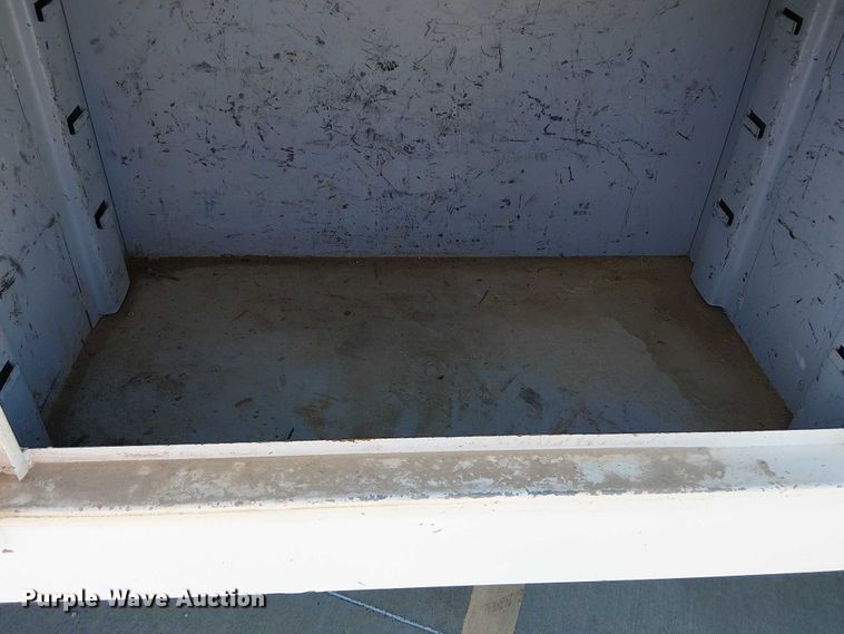 image for item DJ7893 1998 Freightliner FL80 bucket truck