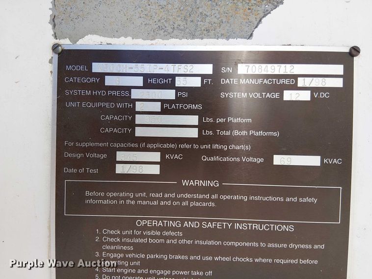 image for item DJ7893 1998 Freightliner FL80 bucket truck