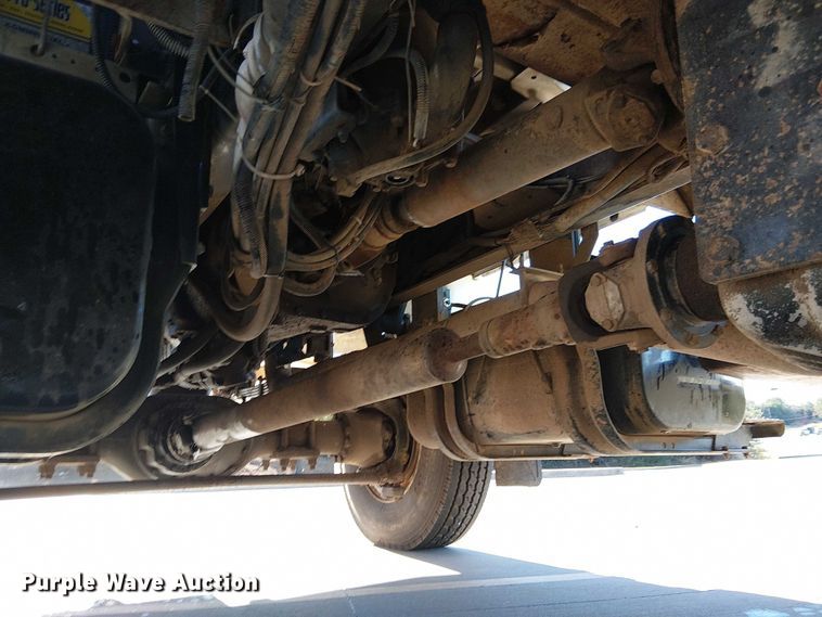 image for item DJ7893 1998 Freightliner FL80 bucket truck