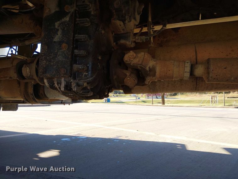 image for item DJ7893 1998 Freightliner FL80 bucket truck