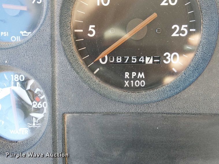 image for item DJ7893 1998 Freightliner FL80 bucket truck