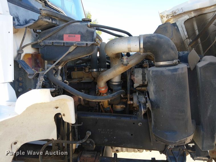 image for item DJ7893 1998 Freightliner FL80 bucket truck