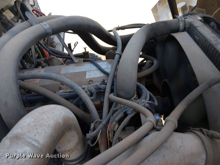 image for item DJ7893 1998 Freightliner FL80 bucket truck