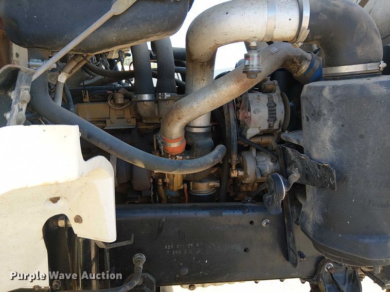 image for item DJ7893 1998 Freightliner FL80 bucket truck