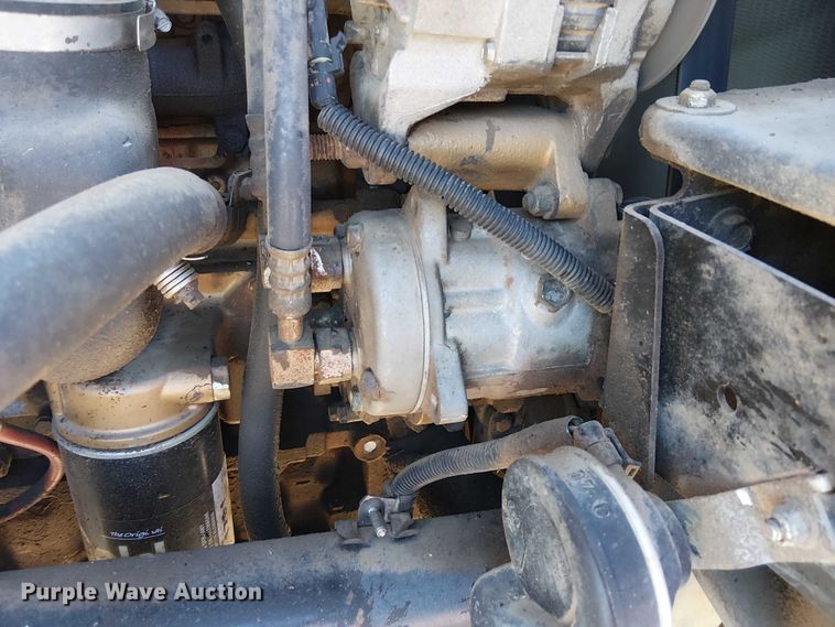 image for item DJ7893 1998 Freightliner FL80 bucket truck