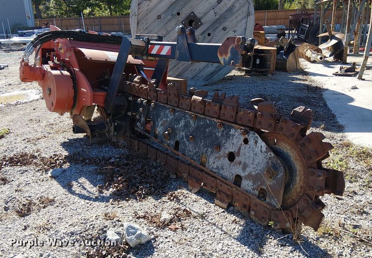 image for item DJ7906 Ditch Witch H911 trencher
