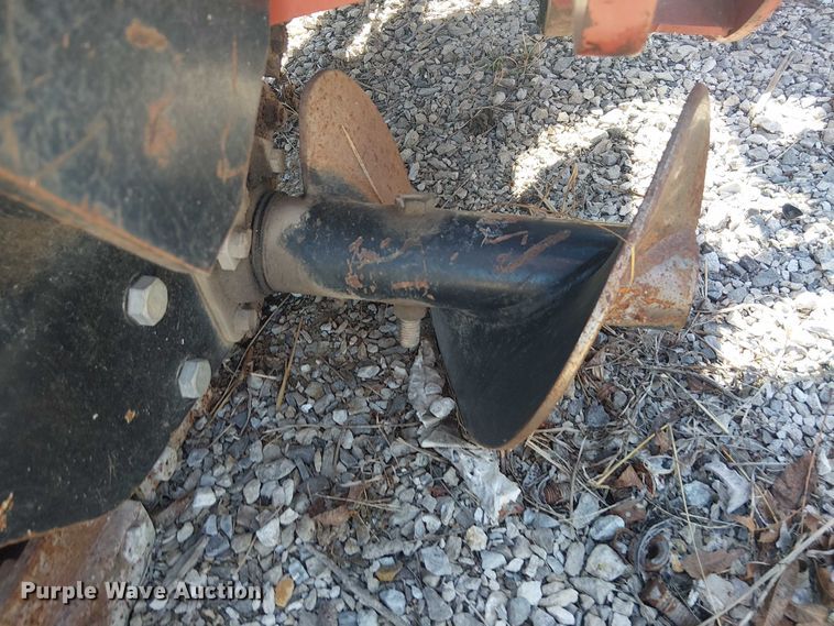 image for item DJ7906 Ditch Witch H911 trencher