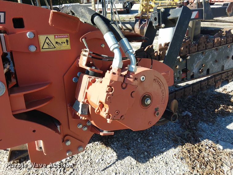 image for item DJ7906 Ditch Witch H911 trencher