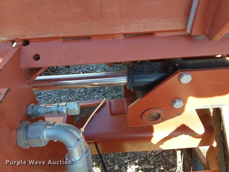 image for item DJ7906 Ditch Witch H911 trencher