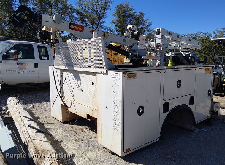 image for item DJ7907 Utility bed