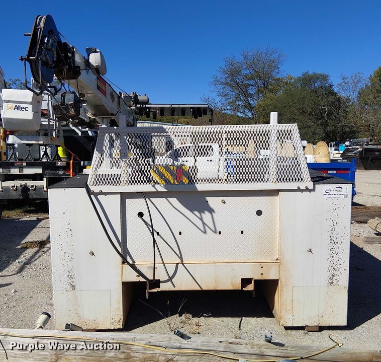 image for item DJ7907 Utility bed