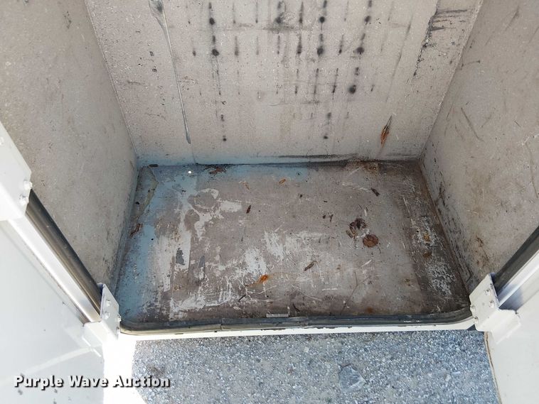 image for item DJ7907 Utility bed