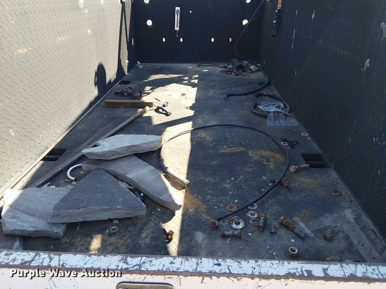 image for item DJ7907 Utility bed