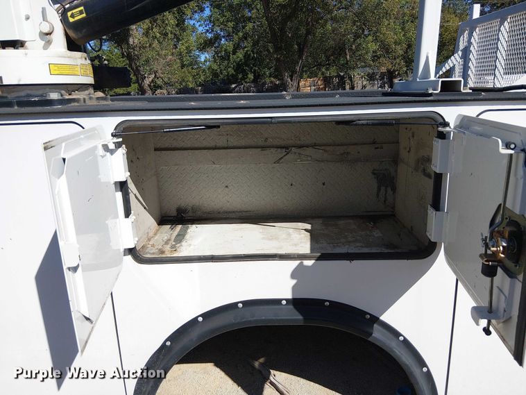 image for item DJ7907 Utility bed