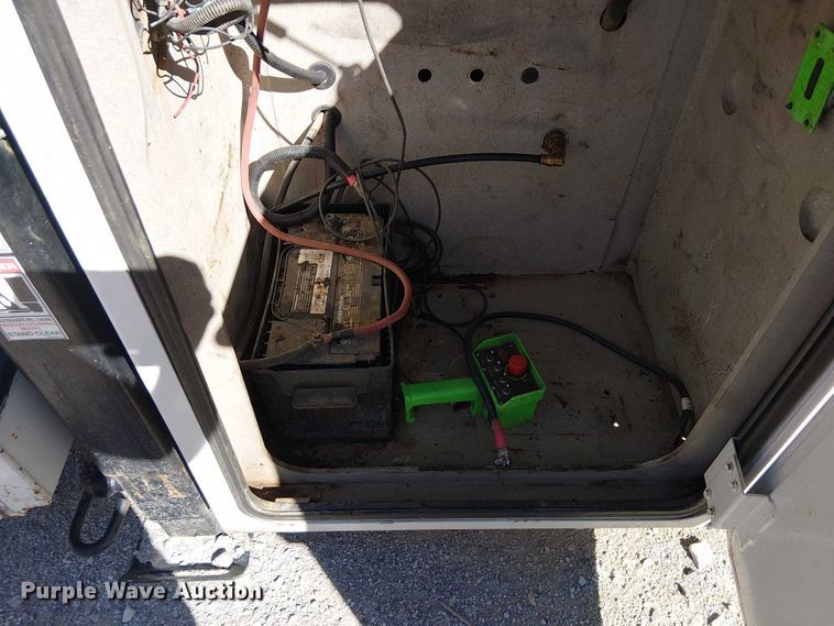 image for item DJ7907 Utility bed