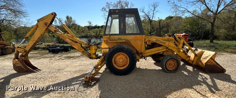 image for item DK0021 1974 Case 580B backhoe