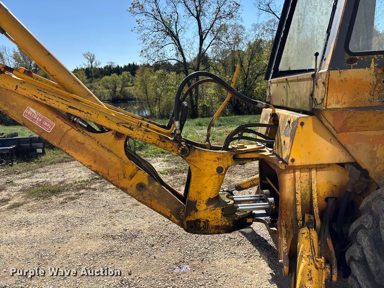 image for item DK0021 1974 Case 580B backhoe
