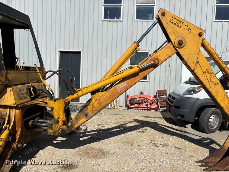 image for item DK0021 1974 Case 580B backhoe