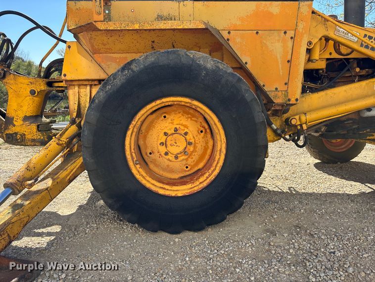 image for item DK0021 1974 Case 580B backhoe