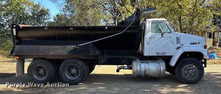 image for item DK0029 1984 GMC  Brigadier dump truck