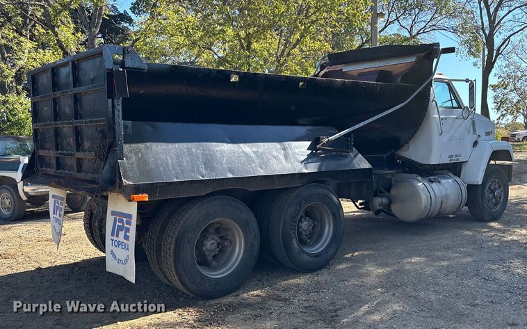 image for item DK0029 1984 GMC  Brigadier dump truck