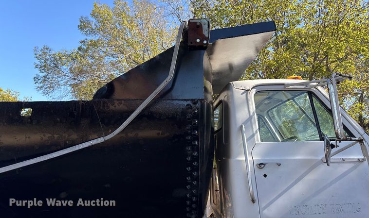 image for item DK0029 1984 GMC  Brigadier dump truck