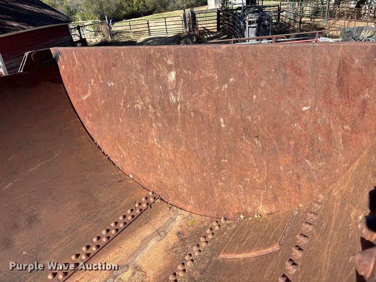 image for item DK0029 1984 GMC  Brigadier dump truck