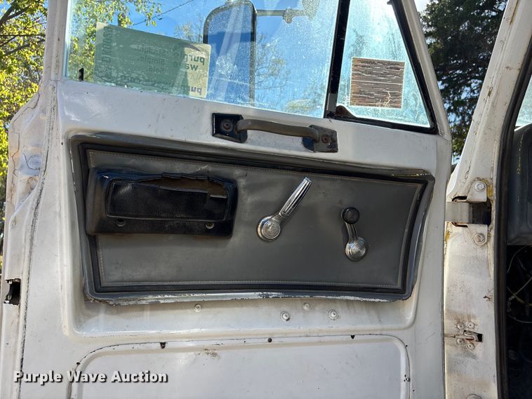 image for item DK0029 1984 GMC  Brigadier dump truck