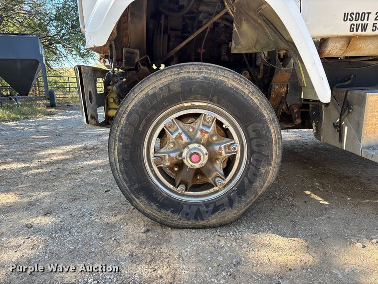 image for item DK0029 1984 GMC  Brigadier dump truck