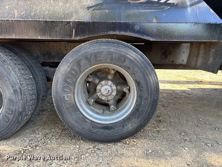 image for item DK0029 1984 GMC  Brigadier dump truck