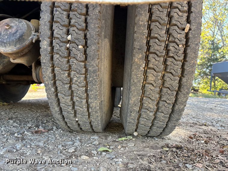 image for item DK0029 1984 GMC  Brigadier dump truck