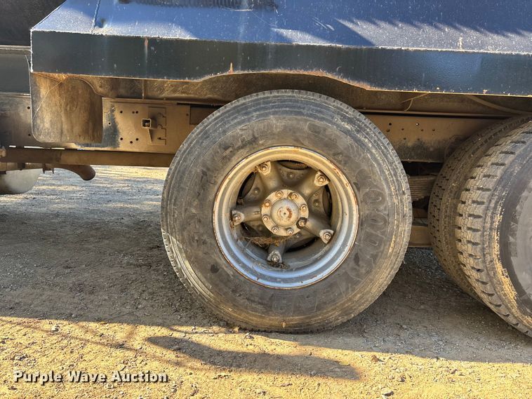 image for item DK0029 1984 GMC  Brigadier dump truck