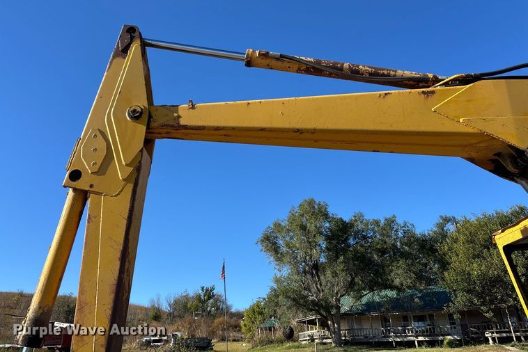 image for item DK0032 1980 John Deere 690BB excavator