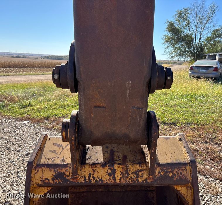 image for item DK0032 1980 John Deere 690BB excavator