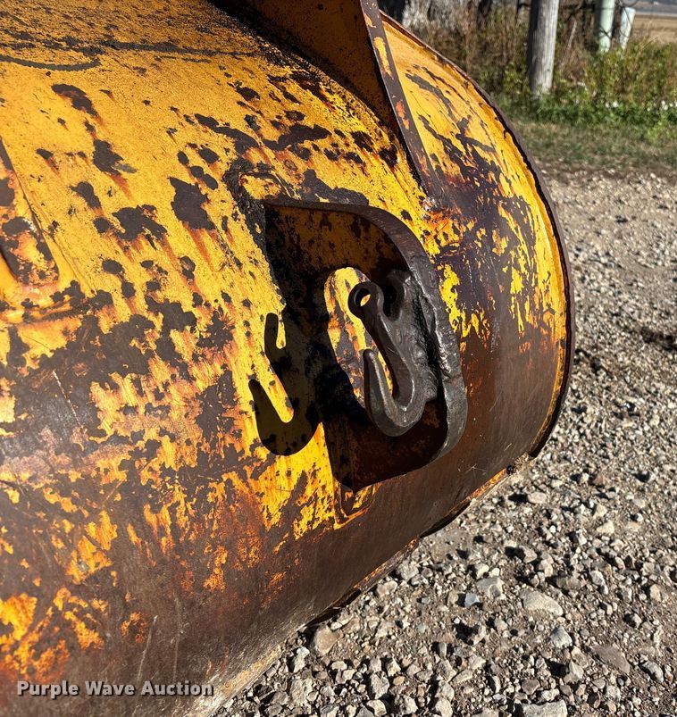 image for item DK0032 1980 John Deere 690BB excavator