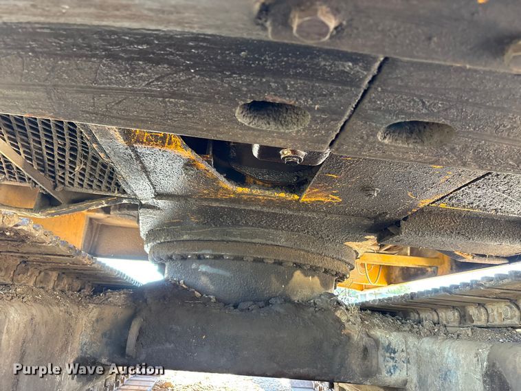 image for item DK0032 1980 John Deere 690BB excavator